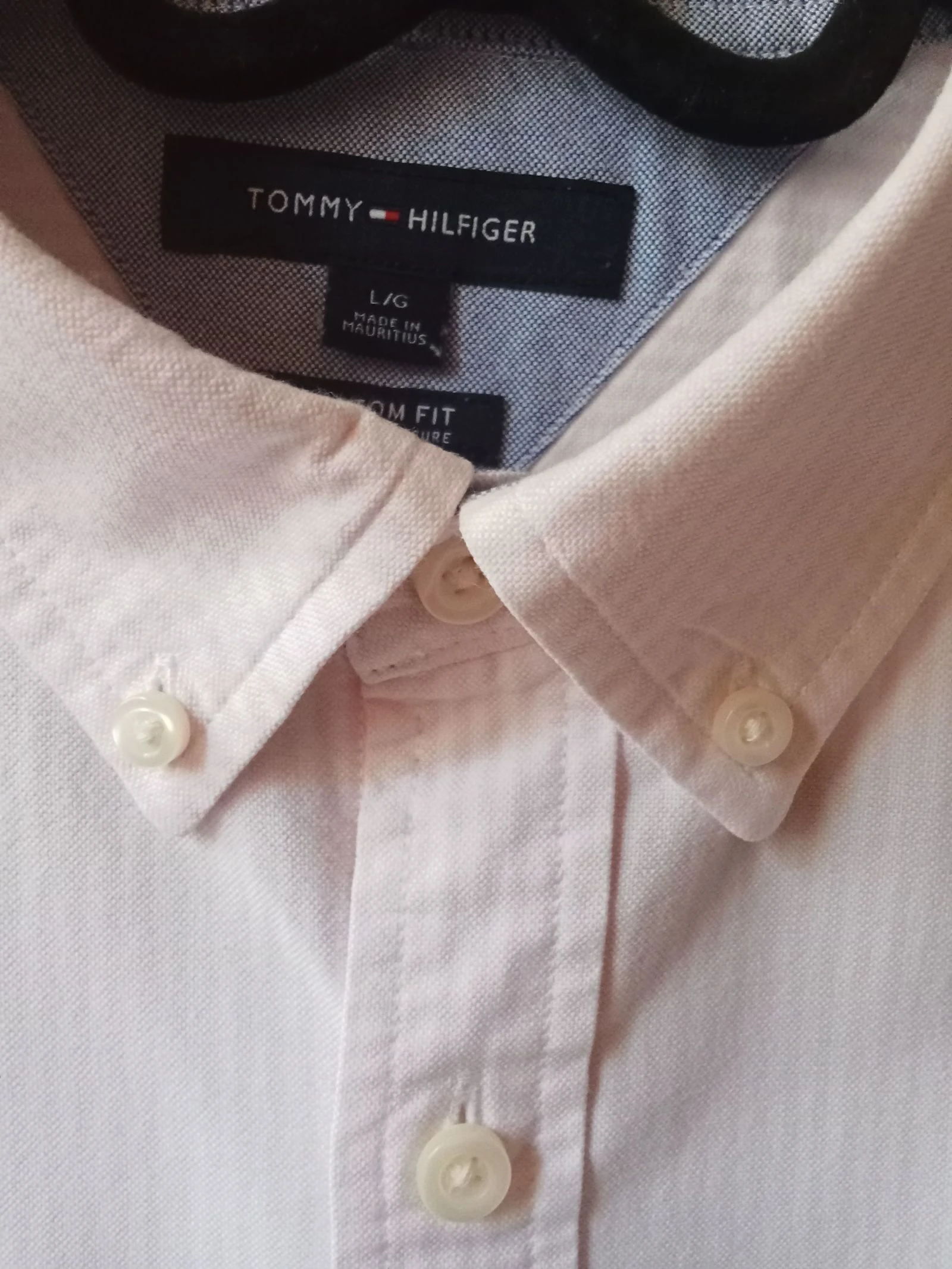 Camisa masculina listras brancas e rosas Tommy Hilfiger tamanho G em ótimo estado 100% algodão | Inclui 4 botões de reposição – photo 7
